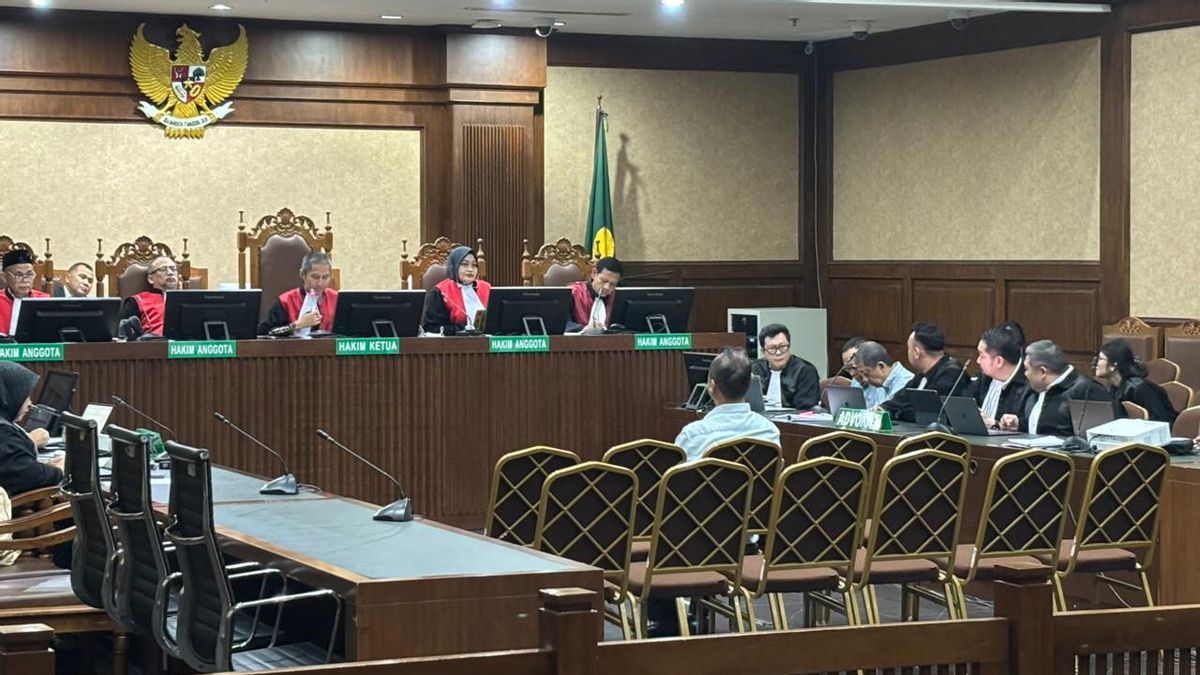 Irwan Prakoso Bantah Intervensi Pertamina Sewa Terminal BBM Milik Kerry Riza Chalid