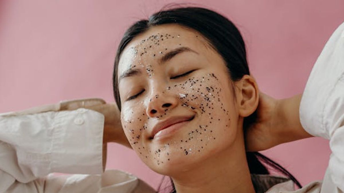 Routine Exfoliation? Be Careful Can Make Skin Irritated And Acne