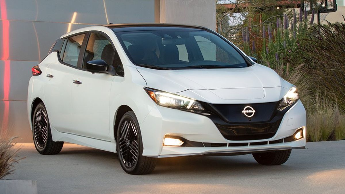 Nissan Leaf Bakal Dibekali Pengisi Daya FE-15 yang Mampu Salurkan Daya yang Disimpan Sebagai Generator Saat Darurat