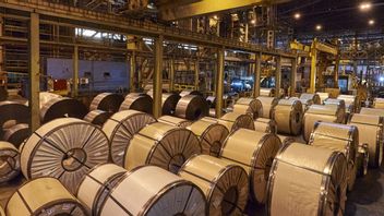 从中国进口印尼制造的钢铁据说很丑， 克拉卡陶钢铁老板随便回应： 我们的产品在欧洲使用