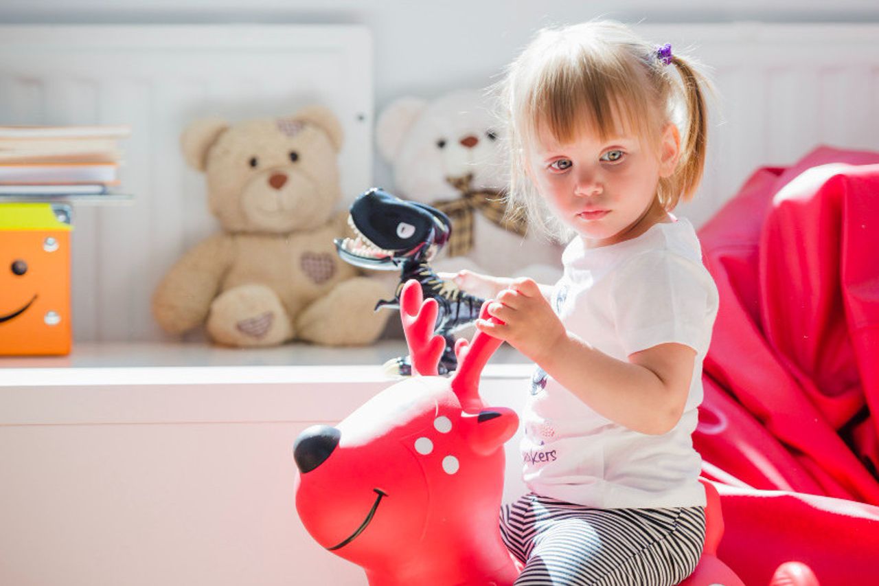 Des jouets pour une fille de 3 ans, aider à croître et à se réjouir