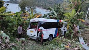 Belasan Wisatawan Korban Kecelakaan Mobil Travel yang Terguling di Tanjakan Dini Cilegok Dirawat di RSUD Palabuhanratu