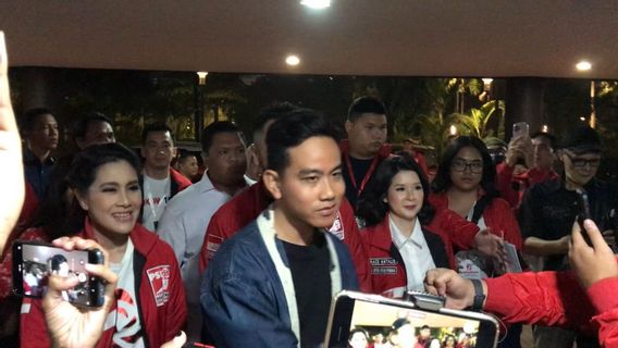 Gibran Rakabuming, Budiman Sudjatmiko dan Yenny Wahid Hadiri Kopdarnas PSI