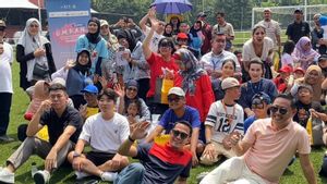 Dukung Gizi Anak, Pengusaha Muda Bagikan Susu Gratis ke Penyandang Disabilitas