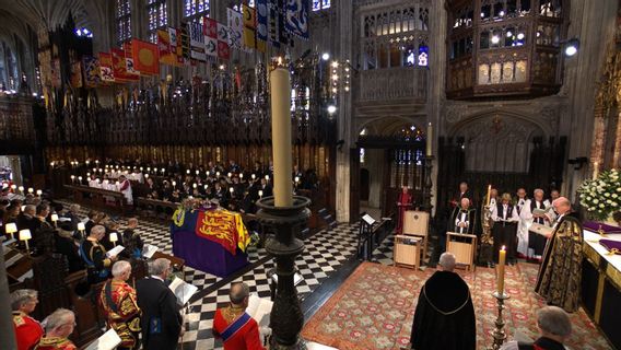 Arriving At The St. Chapel. George, Dean Of Windsor Opening The Queen Elizabeth II Cemetery