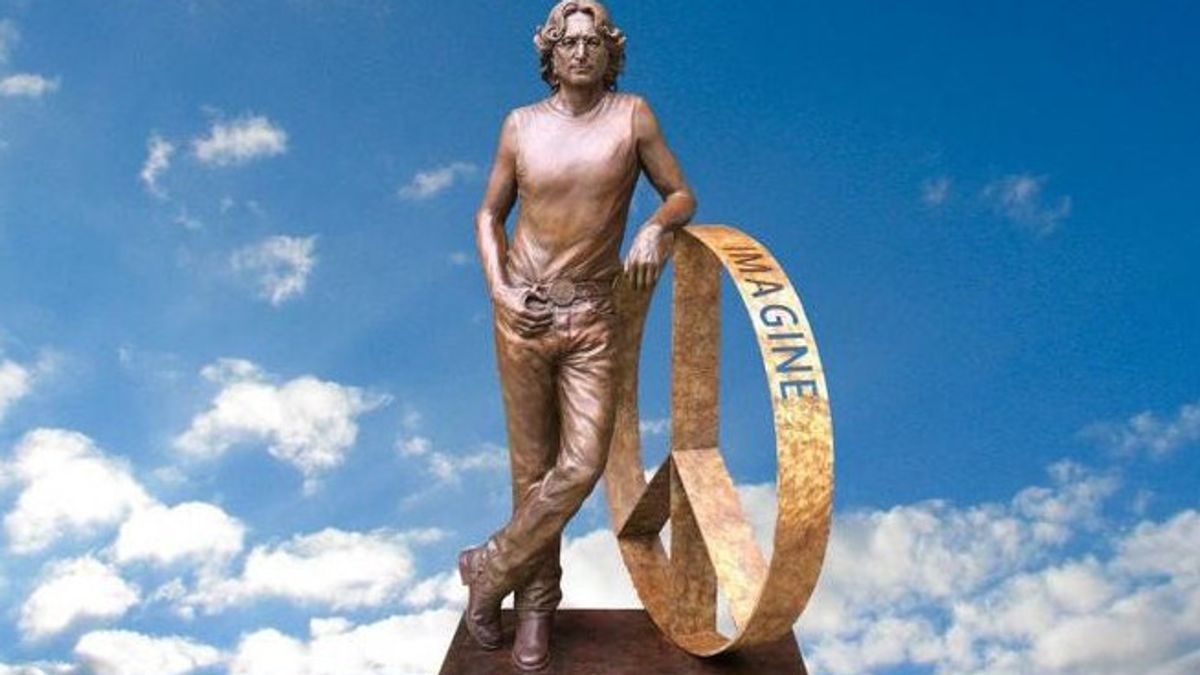 ロンドンで2年、ジョン・レノンの像がリバプールに戻る時間