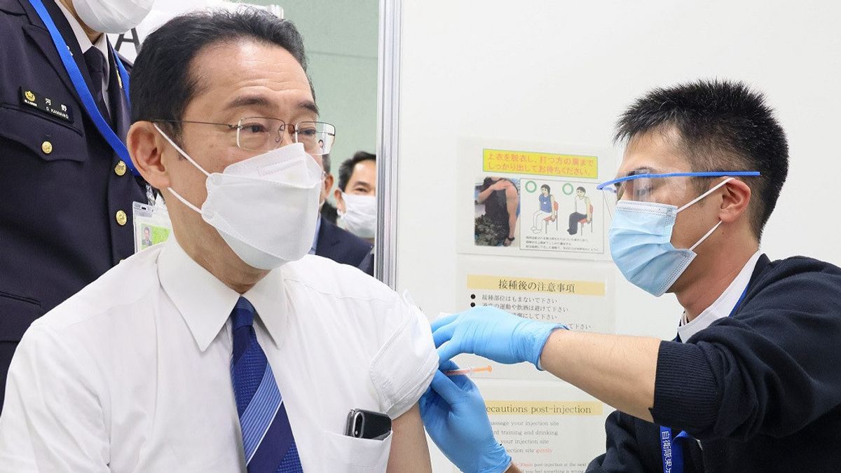 日本、COVID-19ワクチン接種に関連する死亡の犠牲者の家族に補償を提供、一人当たり約48億ルピア
