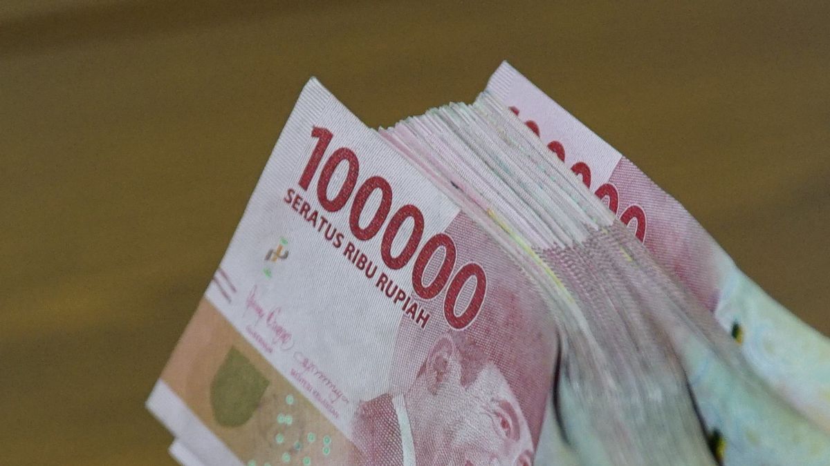 Rupiah Terseret Melemah 25 Poin ke Level Rp14.245 per Dolar AS