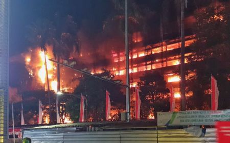 Gedung Kejaksaan Agung Terbakar, Tahanan Dievakuasi