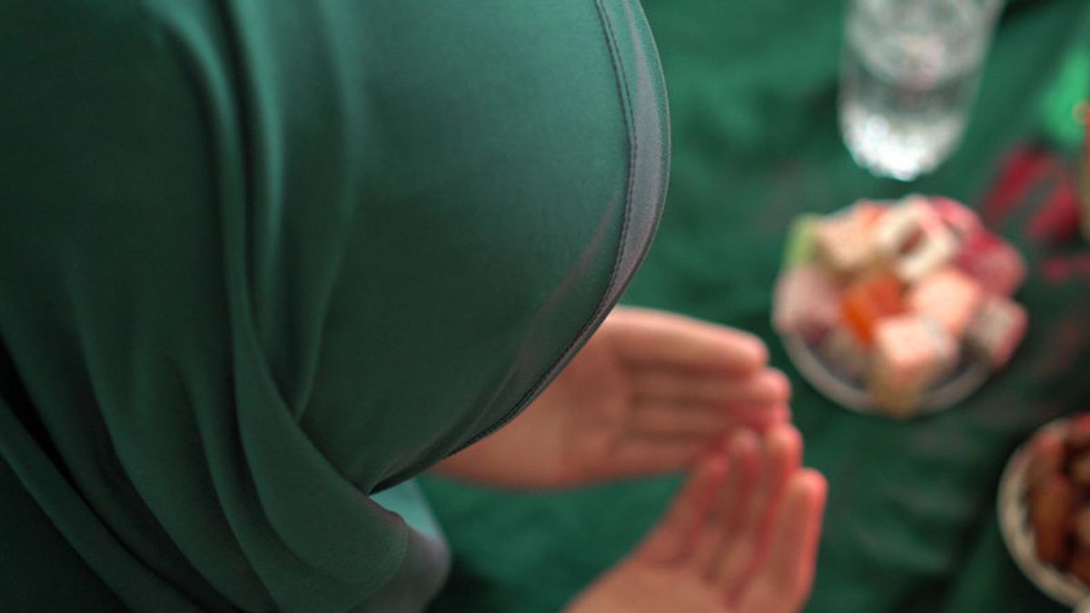 Procedures For Fasting Monday Thursday And Its Priority