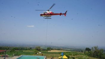 BNPBは、中央カリマンタンと南カリマンタンの森林火災と土地火災を克服するためにウォーターボンビングヘリコプターを追加することを主張しています