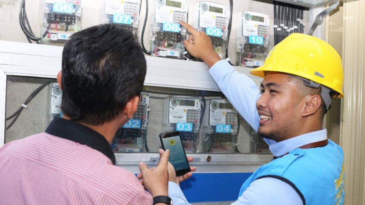 980 Pra Sejahtera Families In Riau Get Free Electricity Connections From PLN