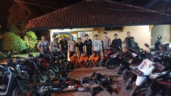 Sukabumi警方逮捕了Pajampangan最被通缉的3名逃犯,11辆来自Ranmor的摩托车也得到了保障