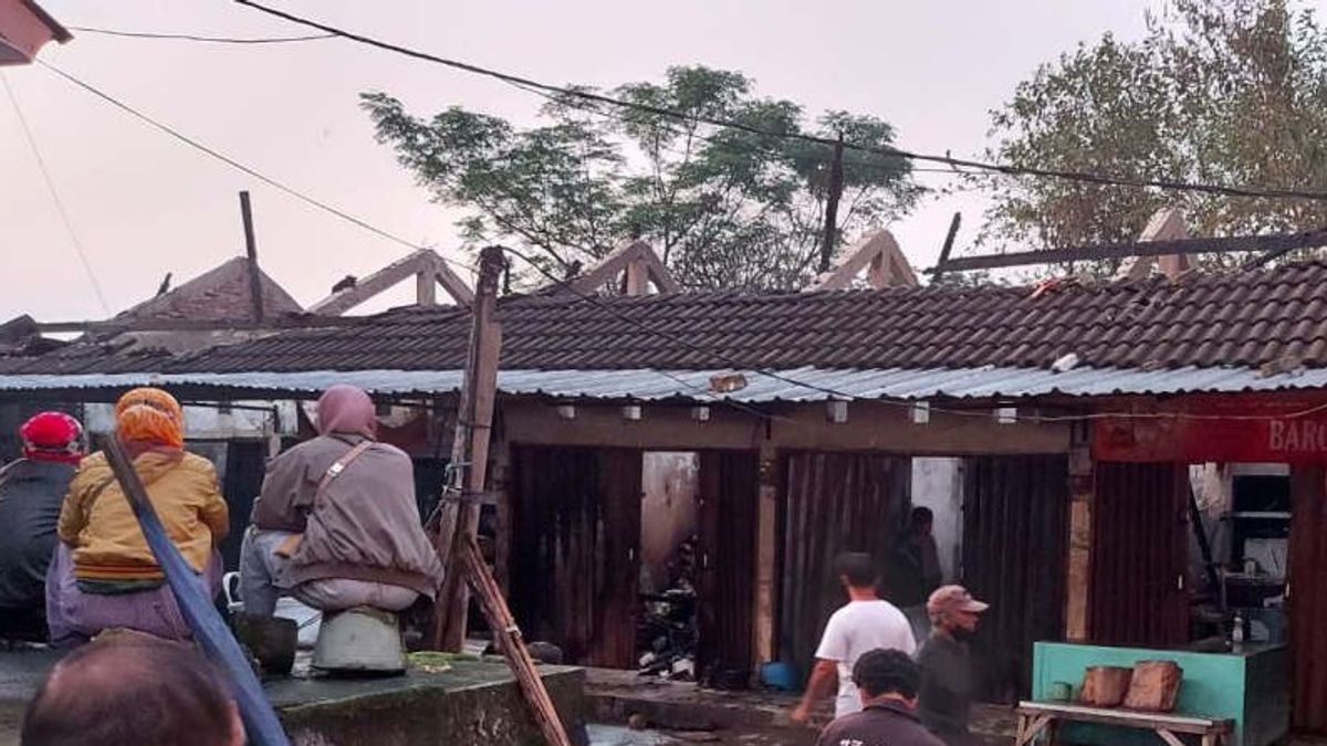 Tujuh Kios Daging di Pasar Ambarawa Habis Terbakar, Kerugian Capai Rp350 Juta