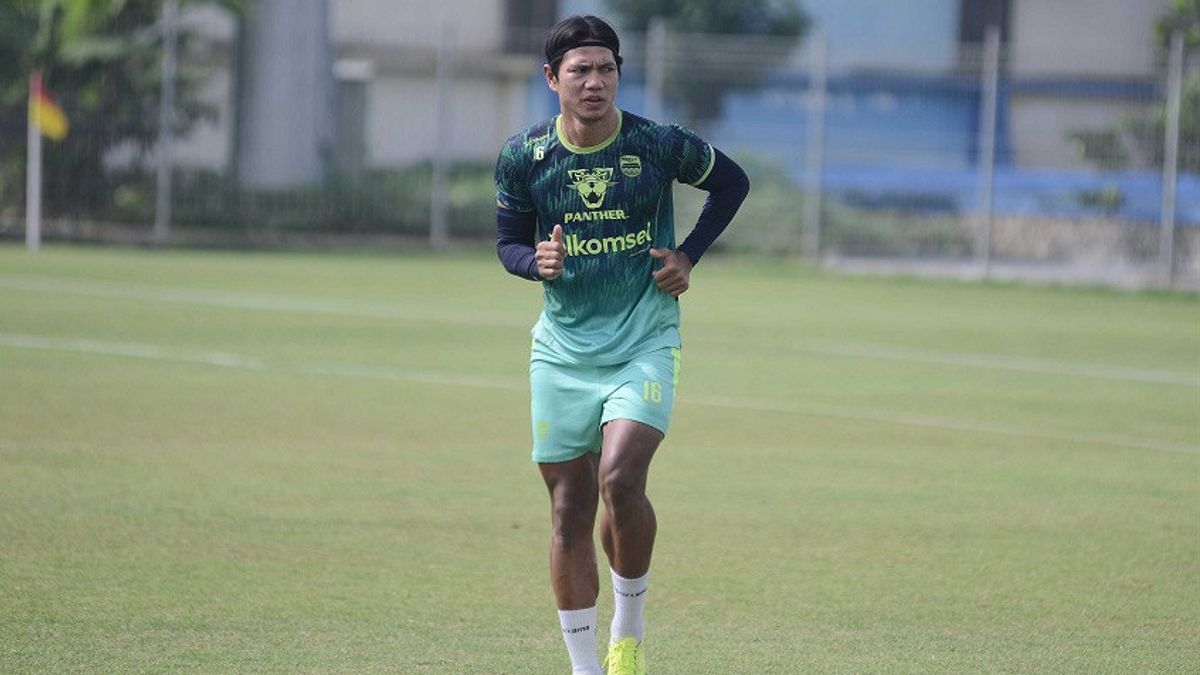 Persib Bandung Defender Holds PSSI's Words About The Continuation Of League 1 Competition