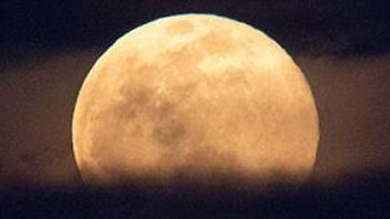 ما هو دودة القمر؟ ظاهرة السماء في 7 مارس
