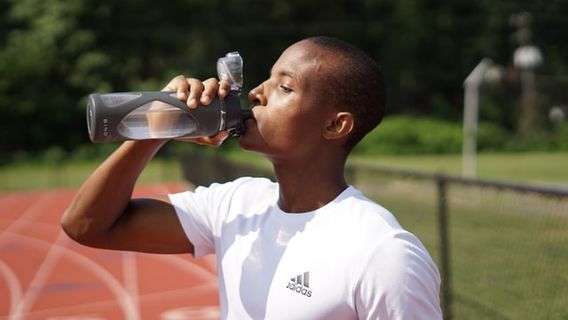 6 Choses à Ressentir Lorsque Le Corps Manque De Prise D’eau