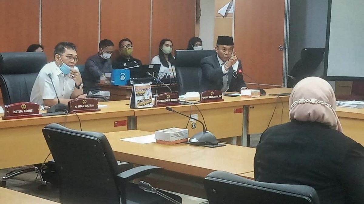 Ketua DPRD DKI Marahi Guru Pembuat Soal Ujian Catut Nama Anies-Mega: Apa yang Ada di Otak Bapak?