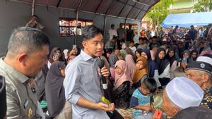 Ada 95 Jembatan Putus, Gibran Minta Maaf Warga Antre BBM di SPBU
