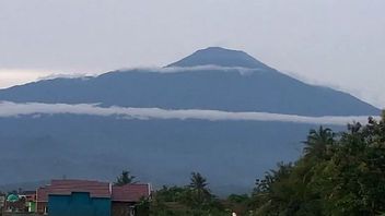 Perhatian! Gunung Slamet dalam Status Waspada 