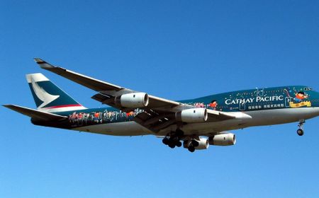 Pasangan Ini Dilarang Menaiki Penerbangan Cathay Pacific Setelah Bikin Gaduh di Pesawat