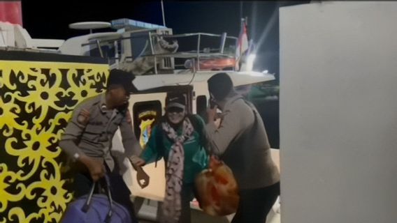 Sigap Action The North Kalimantan Police Chief Saved 18 Speedboat Passengers Who Were Inflated In The Tarakan Sea