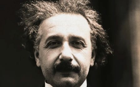 Surat Albert Einstein tentang Bom Atom kepada Franklin D. Roosevelt  Mencapai Rp65,4 Miliar dalam Lelang