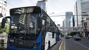Transjakarta Buka Lowongan 1.801 Petugas dalam Bus, Cek di Sini