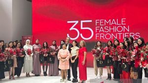 Penghargaan untuk Kaum Muda Pelaku Industri Fesyen di Jakarta Fashion Week 2024