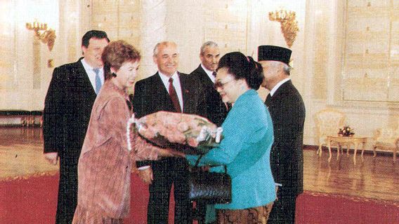 President Soeharto's Last State Visit For Soviet Union In Today's History, September 12, 1989