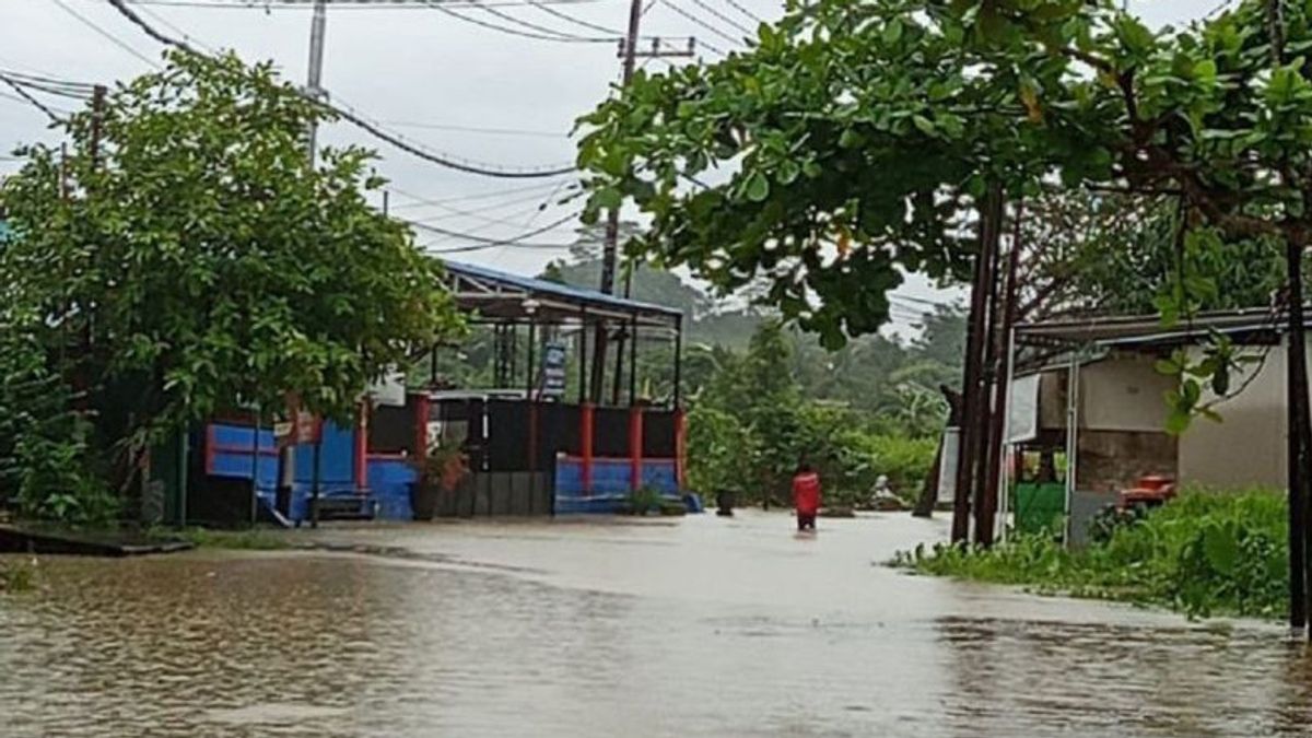    Hujan Lebat Bikin Samarinda Kebanjiran