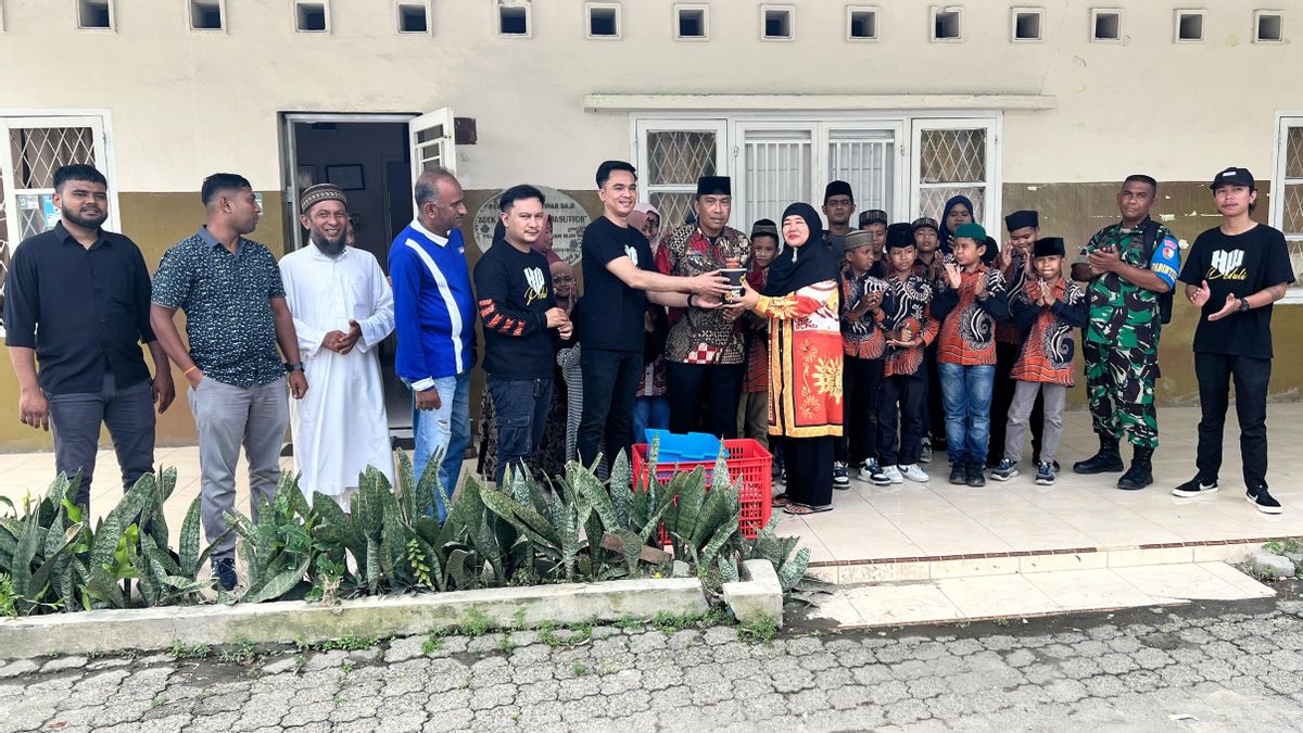 Komunitas Bergerak Cepat Bantu Warga Terdampak Banjir Besar di Medan