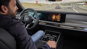 BMW Becomes The First Manufacturer To Accept Approval Of ADAS Level 2 And Level 3 Systems In One Vehicle