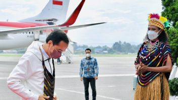 Jokowi Pastikan Vaksinasi Digelar dari Sabang Hingga Merauke