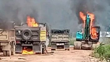 トラック運転手が幼児を殴って死亡したため、ドギヤイパプアの暴徒は多くの政府機関に損害を与えました