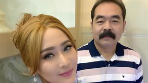 Inul Daratista And Adam Suseno Are Threatened With Stroke To Alzheimer's
