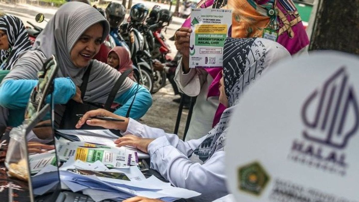 BPJPH et le ministère du Commerce et de l'Industrie se sont associés pour préparer la certification halal obligatoire en 2026