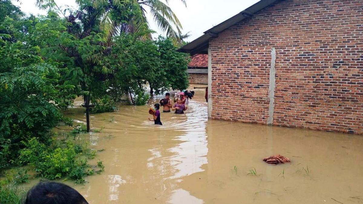 Bangun <i>Basement</i> atau Ditinggikan, Pemkab Wacanakan Desain Khusus Sekolah Langganan Banjir di Kabupaten Bekasi