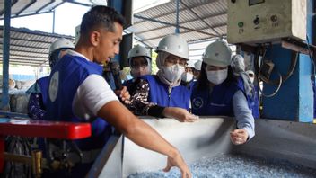 AQUA Pertegas Komitmen Inovasi Kemasan dan Optimalisasi Pengelolaan Sampah Plastik