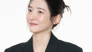 Karena Foto Ini, Park Ji Hyun Bantah Kabar Pacaran