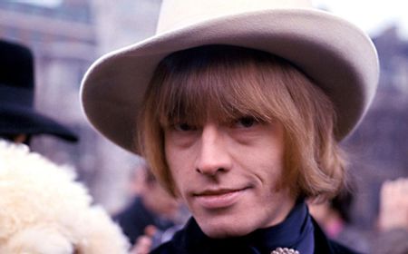 Misteri Kematian Brian Jones yang Lahir Hari Ini 78 Tahun Lalu