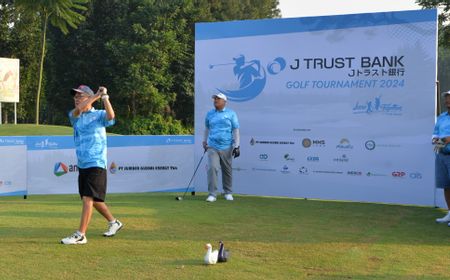 J Trust Bank Apresiasi Nasabah lewat Golf Tournament