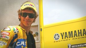 Valentino Rossi Tidak Pernah Lulus SMA tapi Dapat Gelar Doktor di Kampus Kampung Halamannya