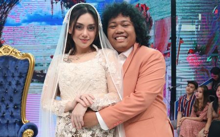 Celine Evangelista Unggah Foto untuk Buku Nikah, Marshel Widianto: Waktunya Serius