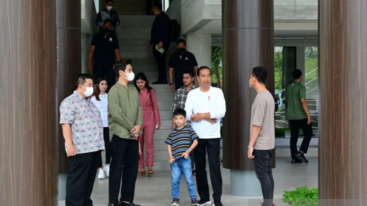 Jokowi Visits Solo Technoprak, Hopes To Be A National Role Model