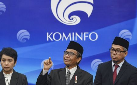 Mahfud MD Pastikan Pembangunan Infrastruktur Komunikasi Tetap Lancar