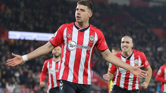 Southampton Up To 11th Position After Beating Brentford 4-1