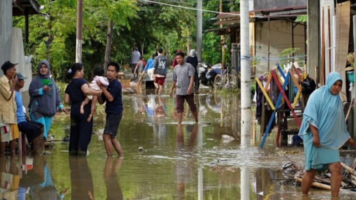气候和地球物理气象局调用苏拉威西东南部4个地区洪水警报状态