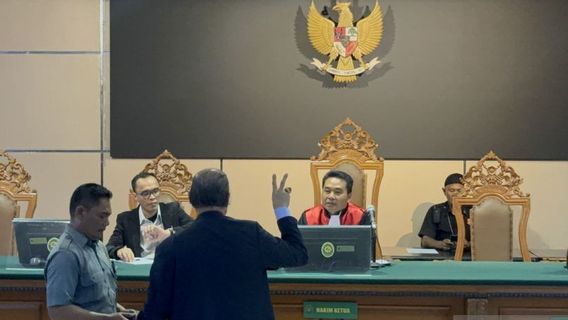 Kubu Pegi Setiawan présente cinq témoins lors d’une audience de préjudicialité 'Anti' de la police de Java Ouest
