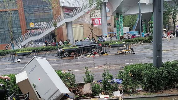 398人 死于河南洪灾：北京大火和判决数十名党员、官员对管理人员